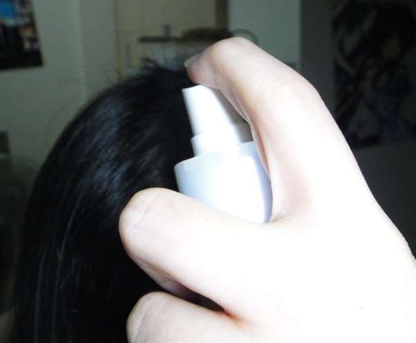 女人 知己 試用 大隊 Charm 卉紅 生技 頭皮 護理 精萃 掉頭髮 頭皮出油 髮量少 頭皮痛 頭皮長痘痘 圓形禿 雄性禿 頭髮變細 髮量少露出頭皮 脂漏性毛囊炎 染髮後頭皮發炎 chialo