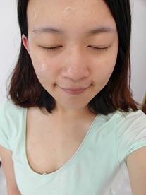 yadoma水母膠原賦活精華乳