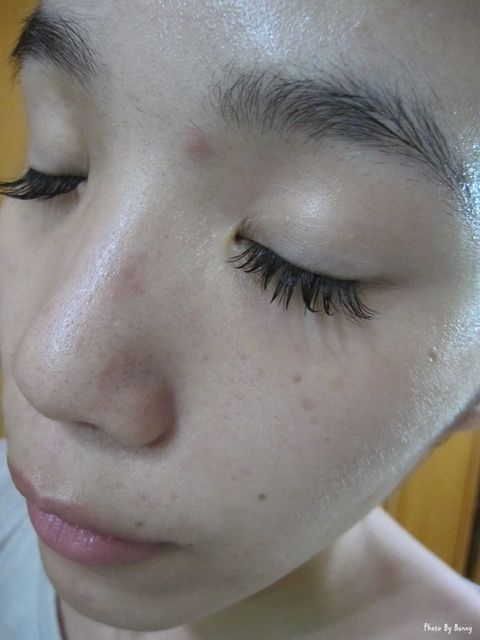 yadoma水母膠原賦活精華乳