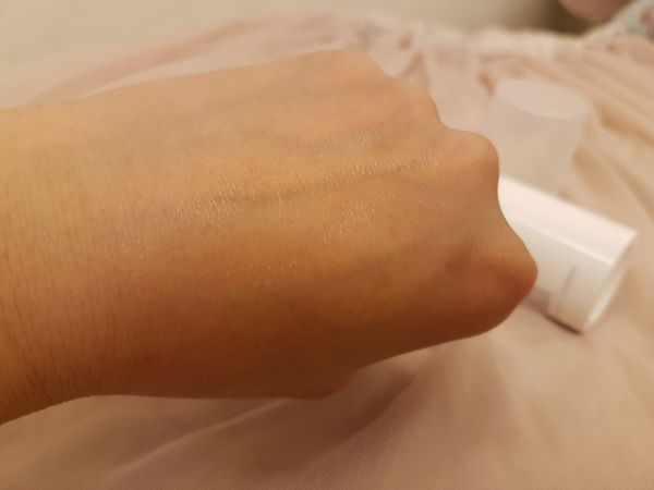 yadoma水母膠原賦活精華乳