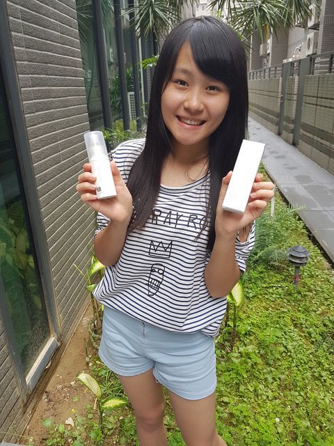 yadoma水母膠原賦活精華乳