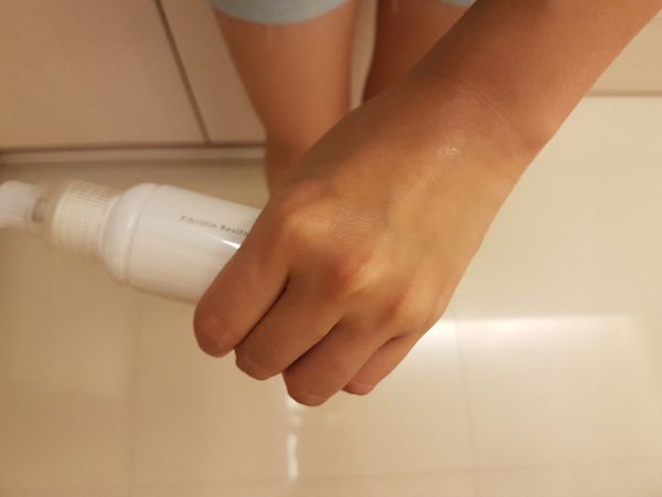 yadoma水母膠原賦活精華乳