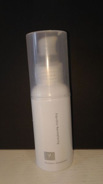 yadoma水母膠原賦活精華乳