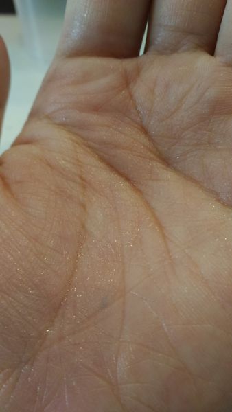 yadoma水母膠原賦活精華乳