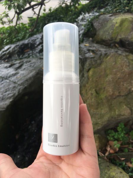 yadoma水母膠原賦活精華乳