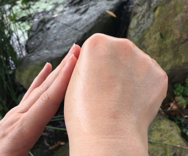 yadoma水母膠原賦活精華乳