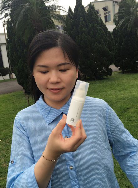 yadoma水母膠原賦活精華乳