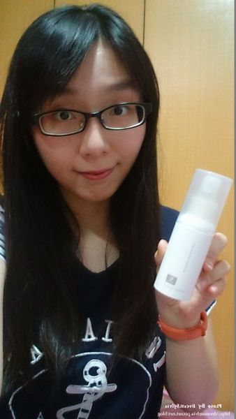 yadoma水母膠原賦活精華乳