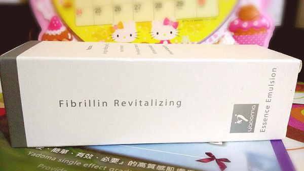 yadoma水母膠原賦活精華乳