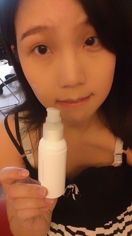 yadoma水母膠原賦活精華乳