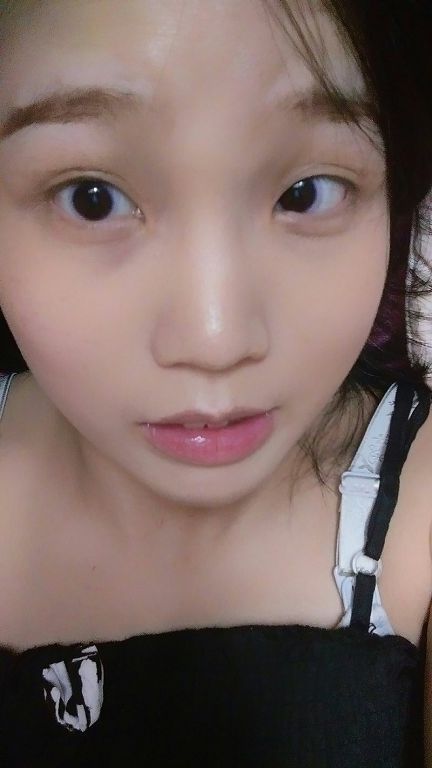 yadoma水母膠原賦活精華乳