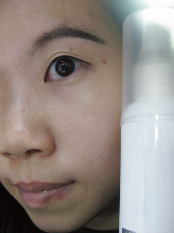 yadoma水母膠原賦活精華乳