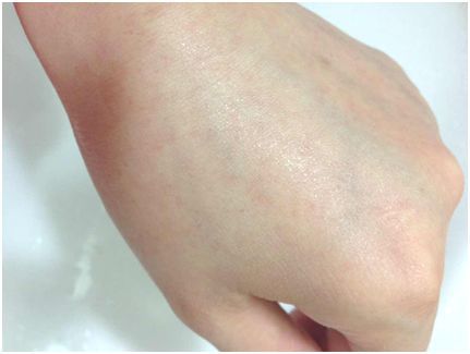 yadoma水母膠原賦活精華乳