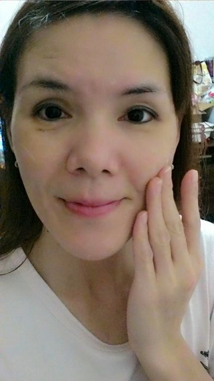 yadoma水母膠原賦活精華乳