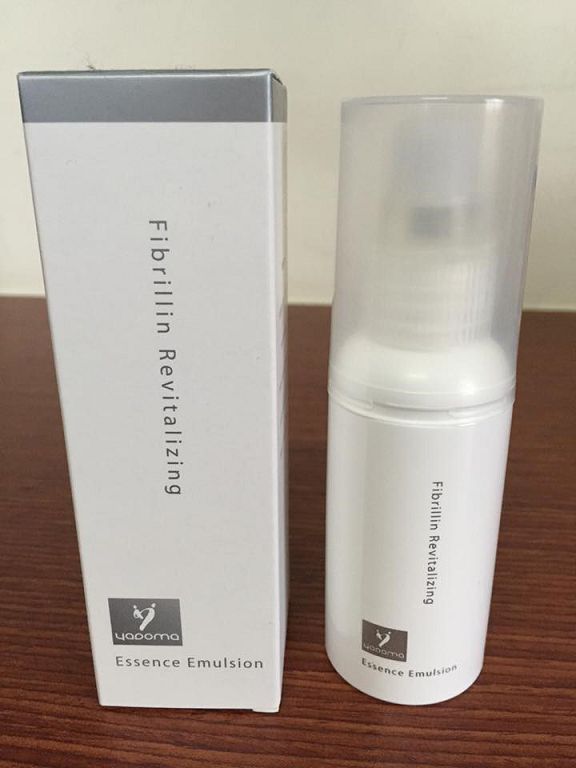 yadoma水母膠原賦活精華乳