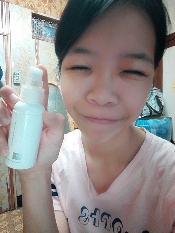 yadoma水母膠原賦活精華乳