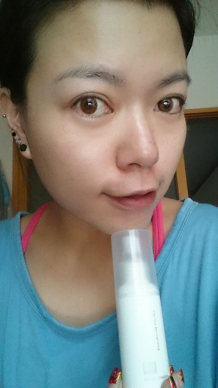 yadoma水母膠原賦活精華乳