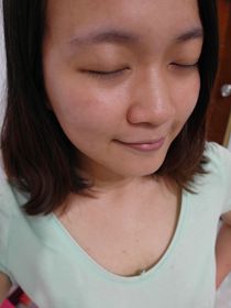 yadoma水母膠原賦活精華乳