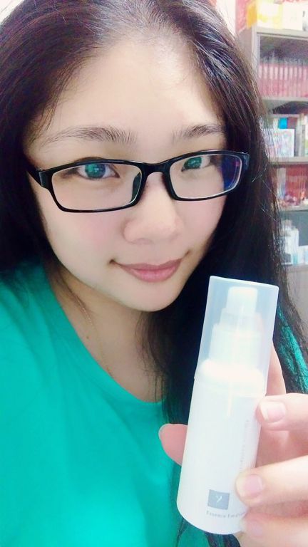 yadoma水母膠原賦活精華乳