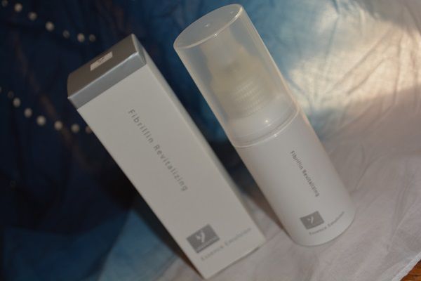 yadoma水母膠原賦活精華乳