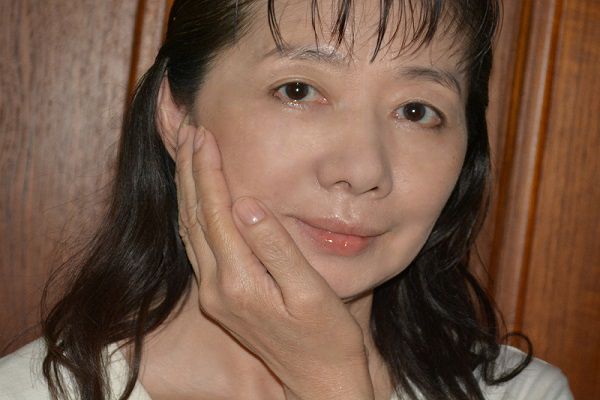 yadoma水母膠原賦活精華乳