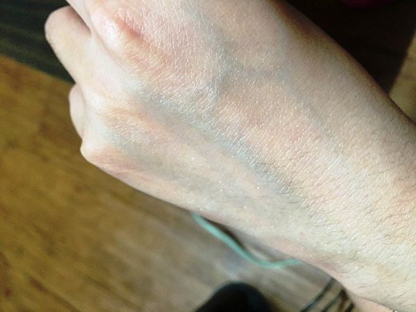 yadoma水母膠原賦活精華乳