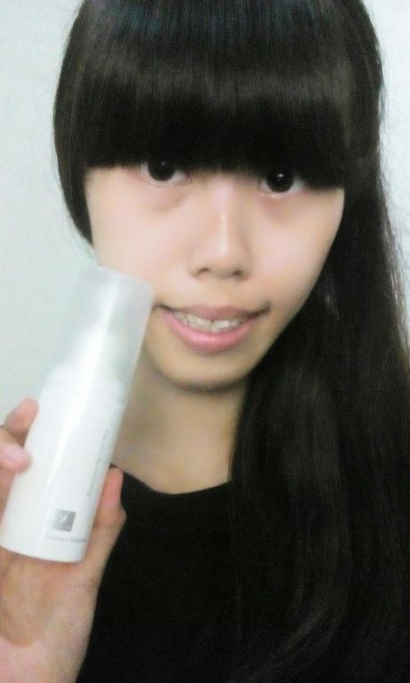 yadoma水母膠原賦活精華乳