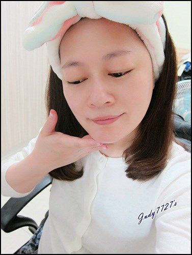 yadoma水母膠原賦活精華乳