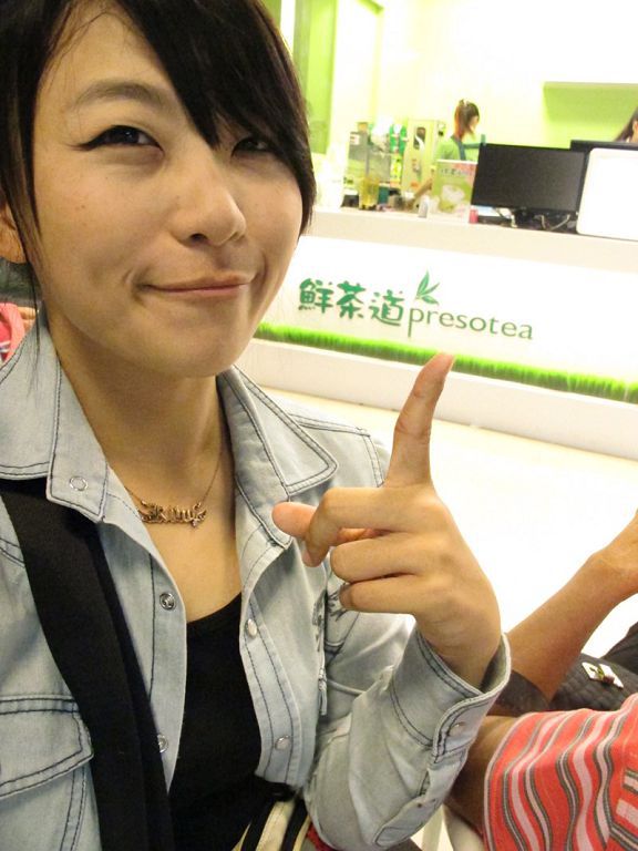 yadoma水母膠原賦活精華乳