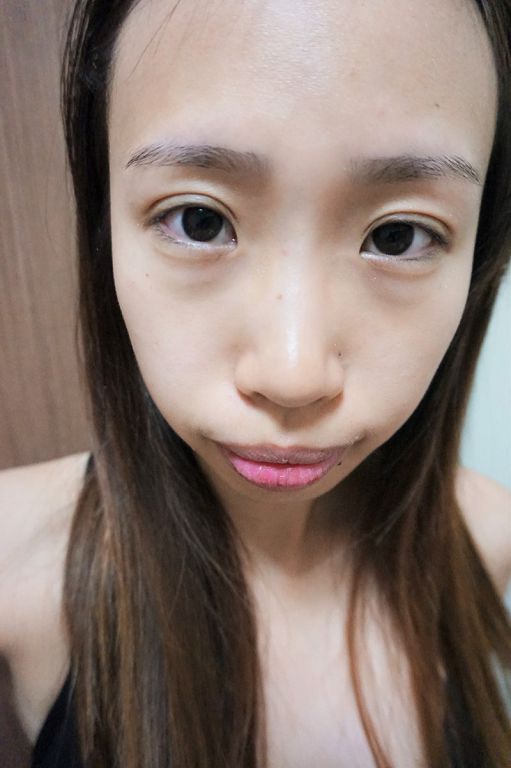 yadoma水母膠原賦活精華乳