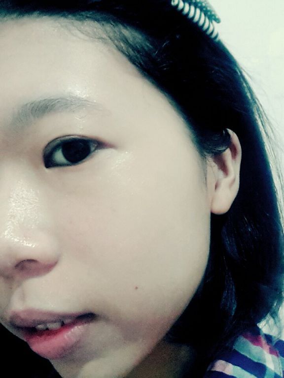 yadoma水母膠原賦活精華乳