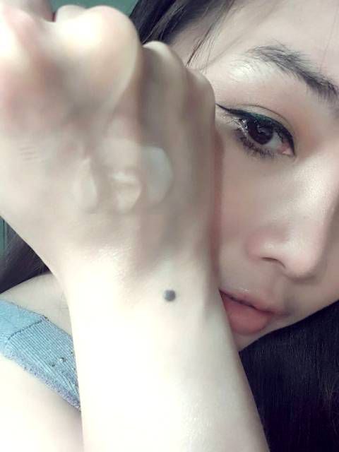 yadoma水母膠原賦活精華乳