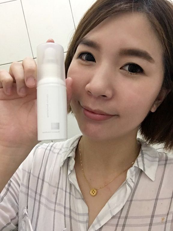 yadoma水母膠原賦活精華乳