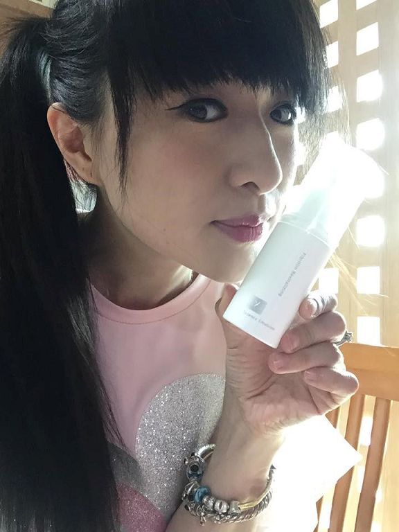 yadoma水母膠原賦活精華乳