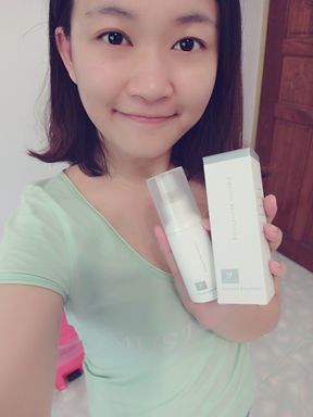 yadoma水母膠原賦活精華乳