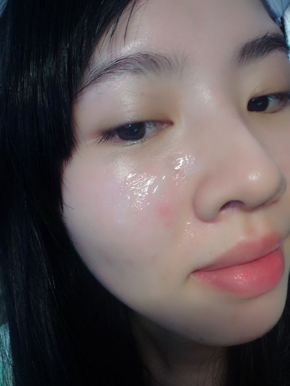 yadoma水母膠原賦活精華乳