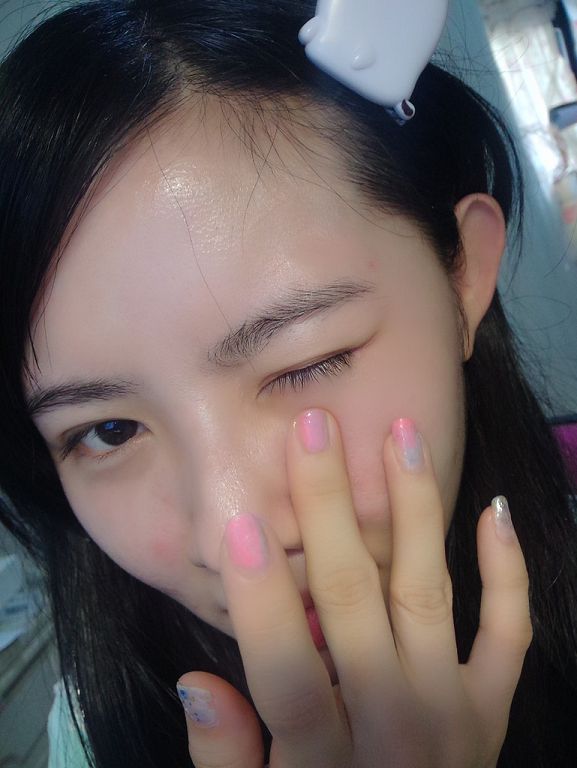 yadoma水母膠原賦活精華乳