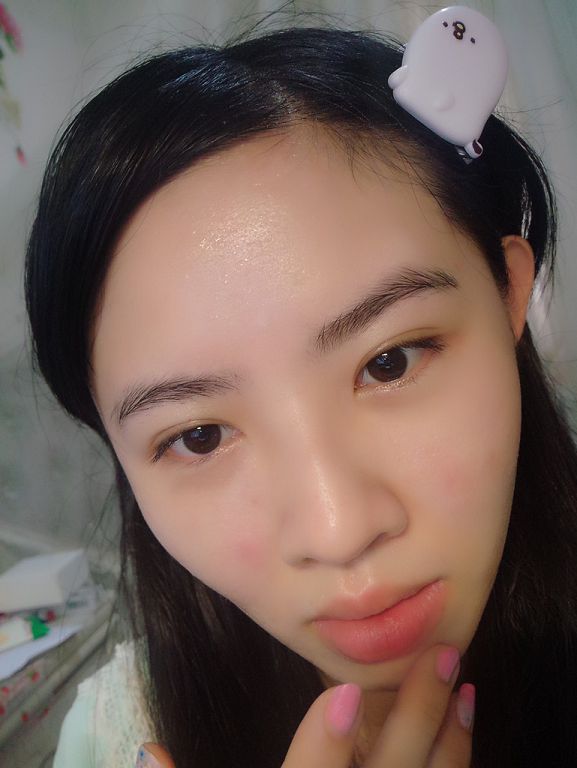 yadoma水母膠原賦活精華乳