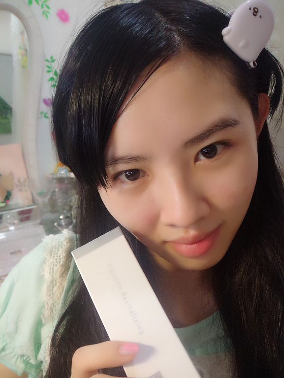 yadoma水母膠原賦活精華乳