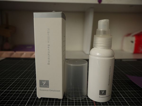 yadoma水母膠原賦活精華乳