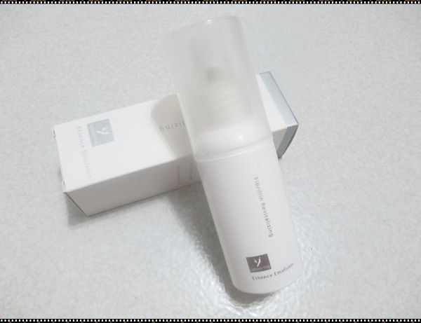 yadoma水母膠原賦活精華乳