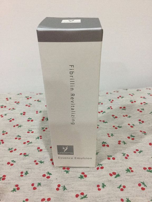 yadoma水母膠原賦活精華乳