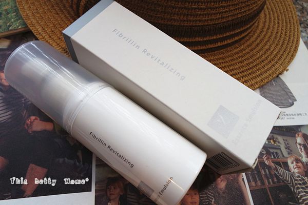 yadoma水母膠原賦活精華乳