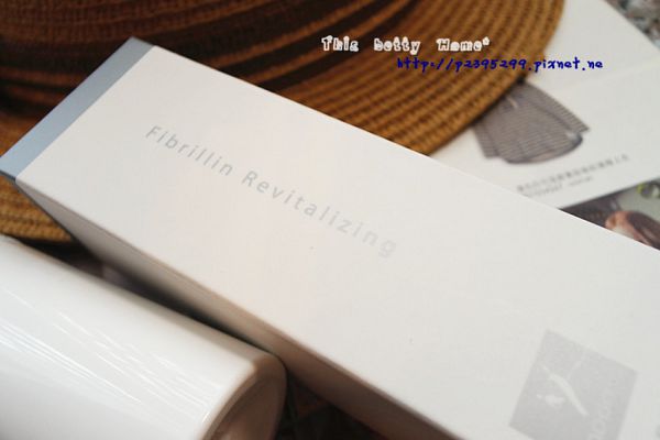 yadoma水母膠原賦活精華乳