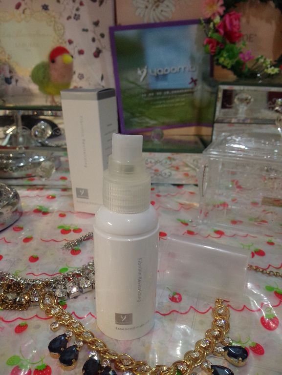 yadoma水母膠原賦活精華乳