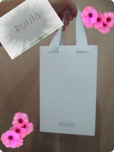 露奇亞白松露煥顏乳霜面膜