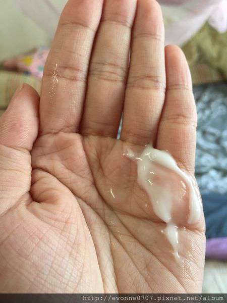 露奇亞白松露煥顏乳霜面膜