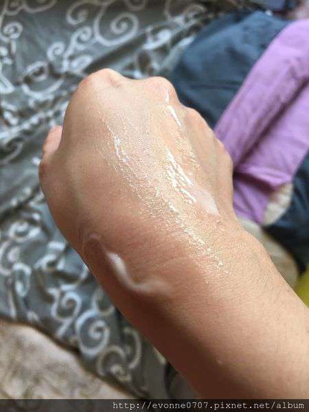 露奇亞白松露煥顏乳霜面膜