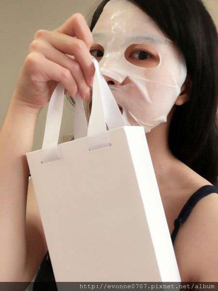 露奇亞白松露煥顏乳霜面膜