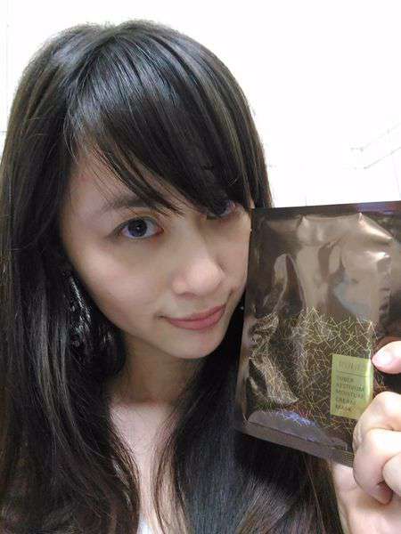 露奇亞白松露煥顏乳霜面膜